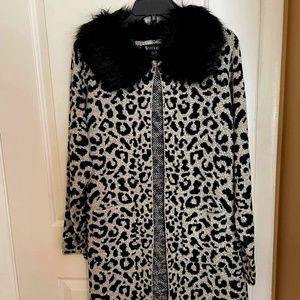 NWT Women’s Two Sisters Open Front Cardigan with Faux Fur Collar -Size Large